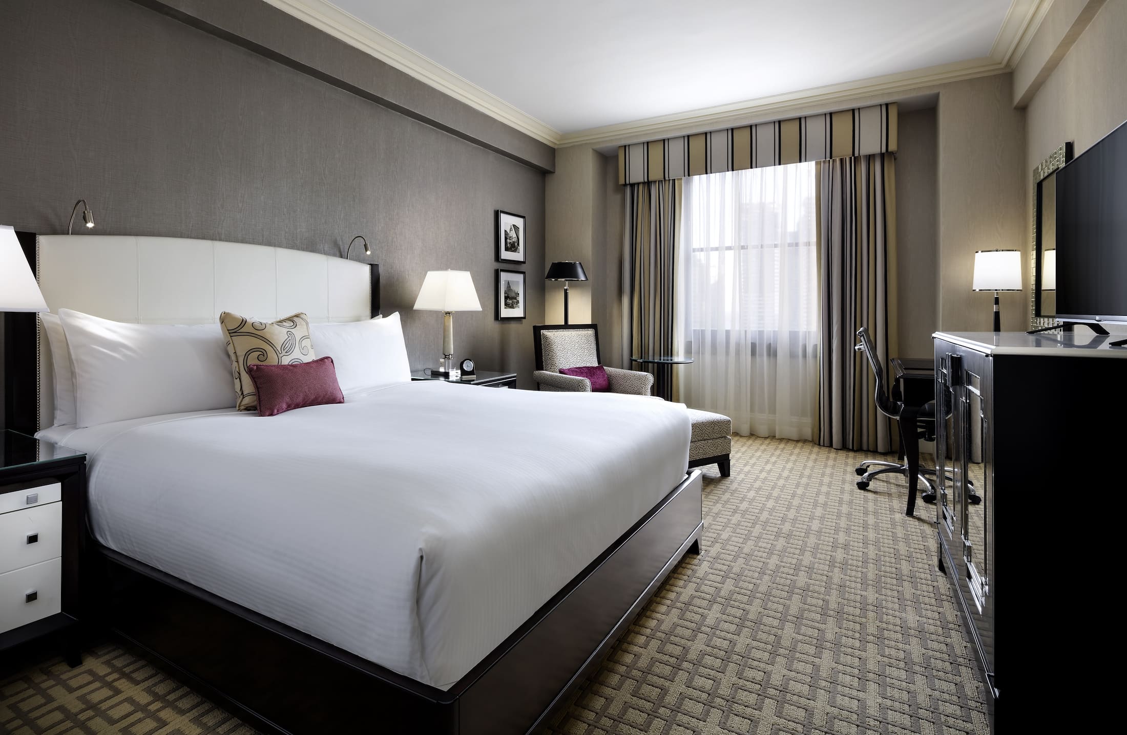 Fairmont Luxury Room at Fairmont Royal York Hotel in Toronto